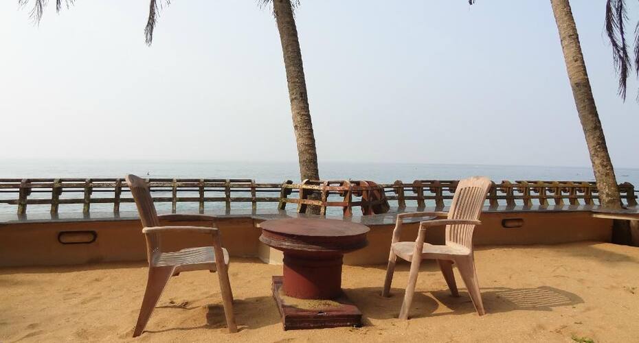 Ayurbay Ayurvedic Beach Resort, Thiruvananthapuram 5